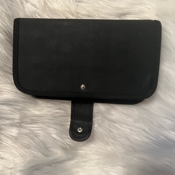 ☀️BRAND NEW☀️ Weekly medicine organizer - Picture 2 of 3